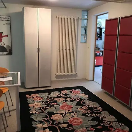 Homestay Idyllische Unterkunft Binninger Hoehe